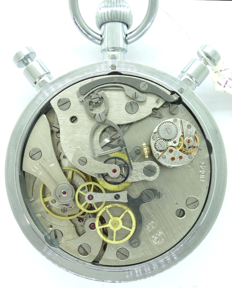 Größenvergleich mit einem Movado 6 Slava 5498: Größenvergleich mit einem Movado 6